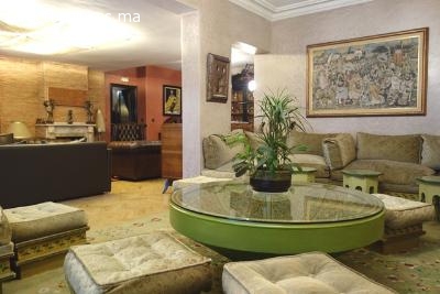 Appartement meublé 3 chambres, avec parking  à Gauthier