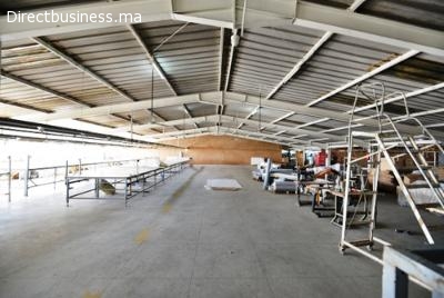 Local de production et ou stockage de 3200m2 à louer