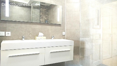 VILLA DEUX NIVEAUX 360 M² OASIS